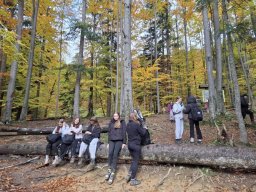 Rok szkolny 2025-2026 - 27 - XXVIII Rajd Sladami Slawnych Ludzi beotnista przygoda do Jeziorek Duszatynskich